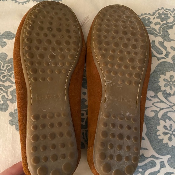 Minnetonka Flat Moccasins - Picture 5 of 5